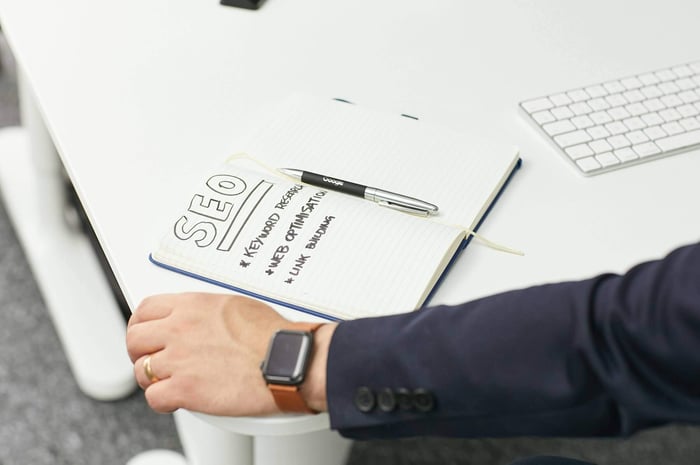 How E-E-A-T Principles Apply to LLM SEO: A Comprehensive Guide for Enterprise SaaS